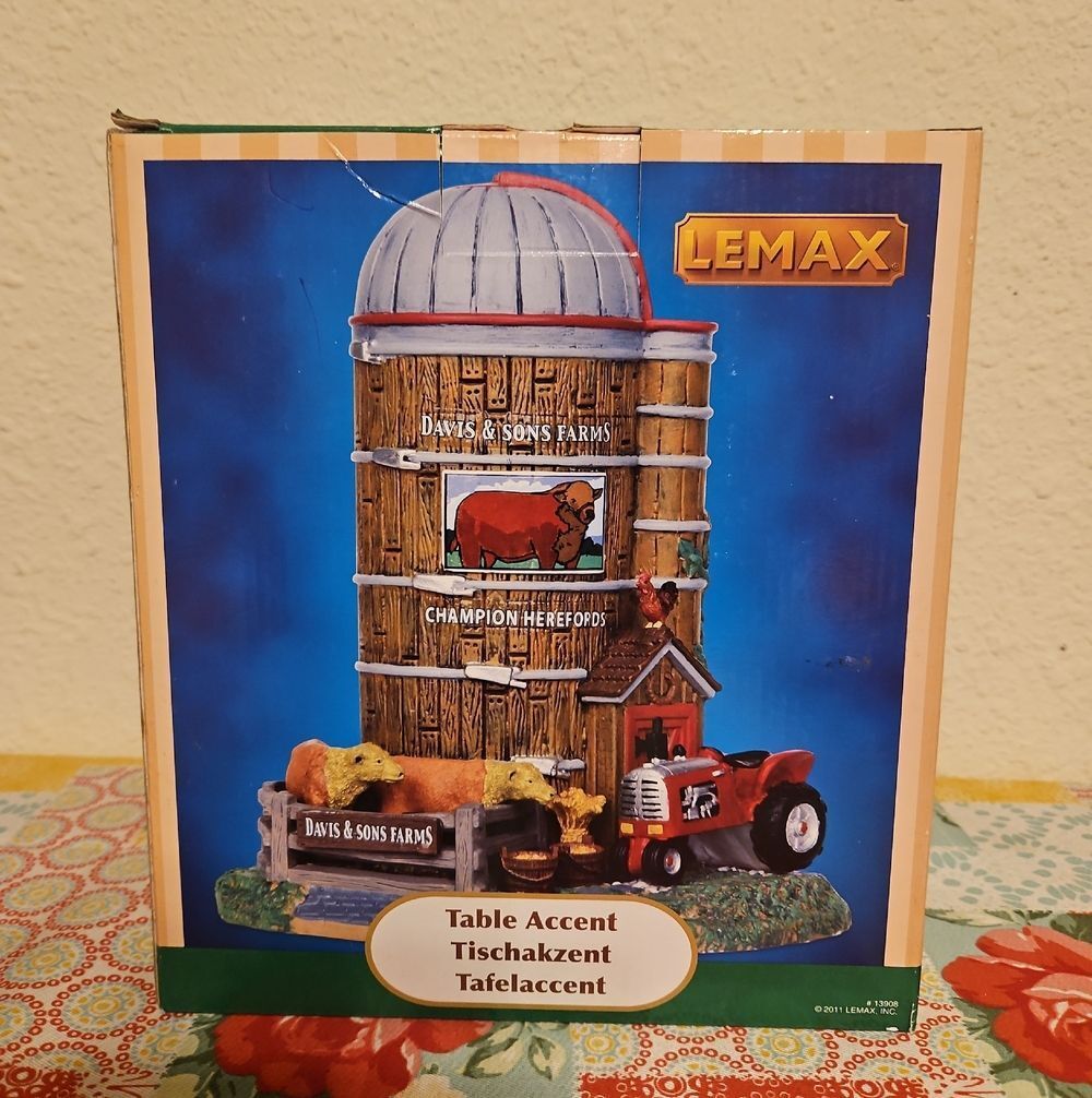 Lemax Davis & Sons Farms Table Accent Village Accessory Collection